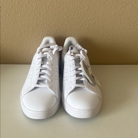 Adidas Advantage 2.0 Classic White Sneakers - Picture 1 of 5